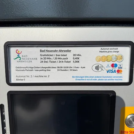 Zentrale Mit Terrasse Und Weinbergblick Appartement